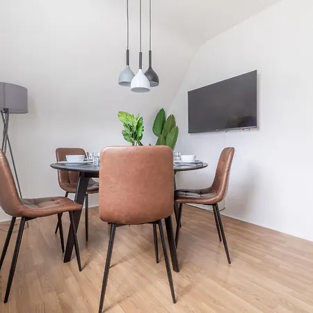 Calm For 5 Persons L 3 Bedrooms Apartment *