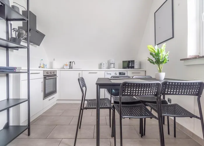 Calm For 5 Persons L 3 Bedrooms Wesel (North Rhine-Westphalia)