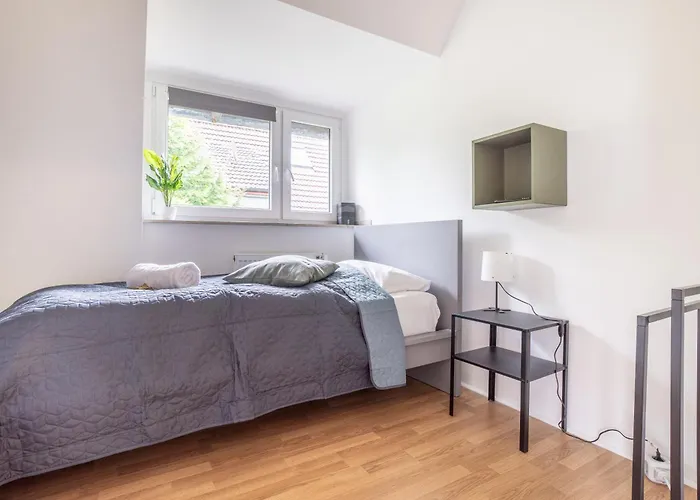 Calm For 5 Persons L 3 Bedrooms Wesel (North Rhine-Westphalia)