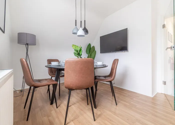 Calm For 5 Persons L 3 Bedrooms Appartement *